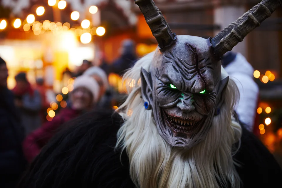 © Schallaburg Perchtenlauf | Rupert Pessl